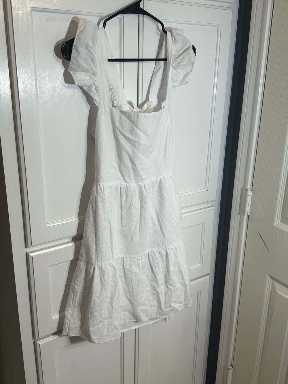 SNDYS Peaches White Ruffle Strap Tiered Open Back Mini Dress - Picture 2 of 7